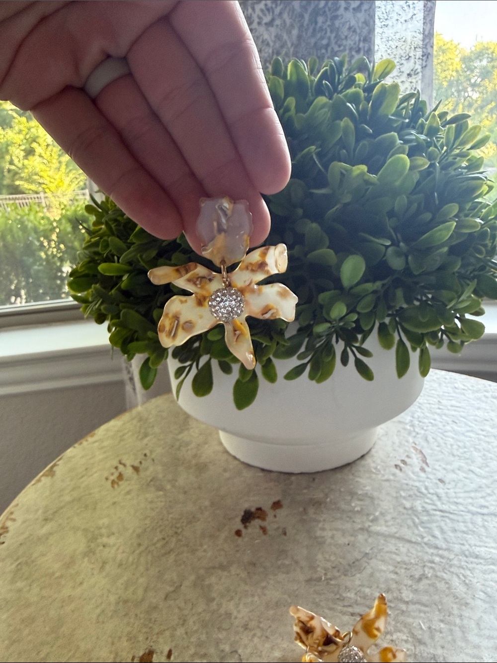 Lele Sadoughi Beige and Yellow Floral Resin Earrings with Crystal Centers - Picture 3 of 7